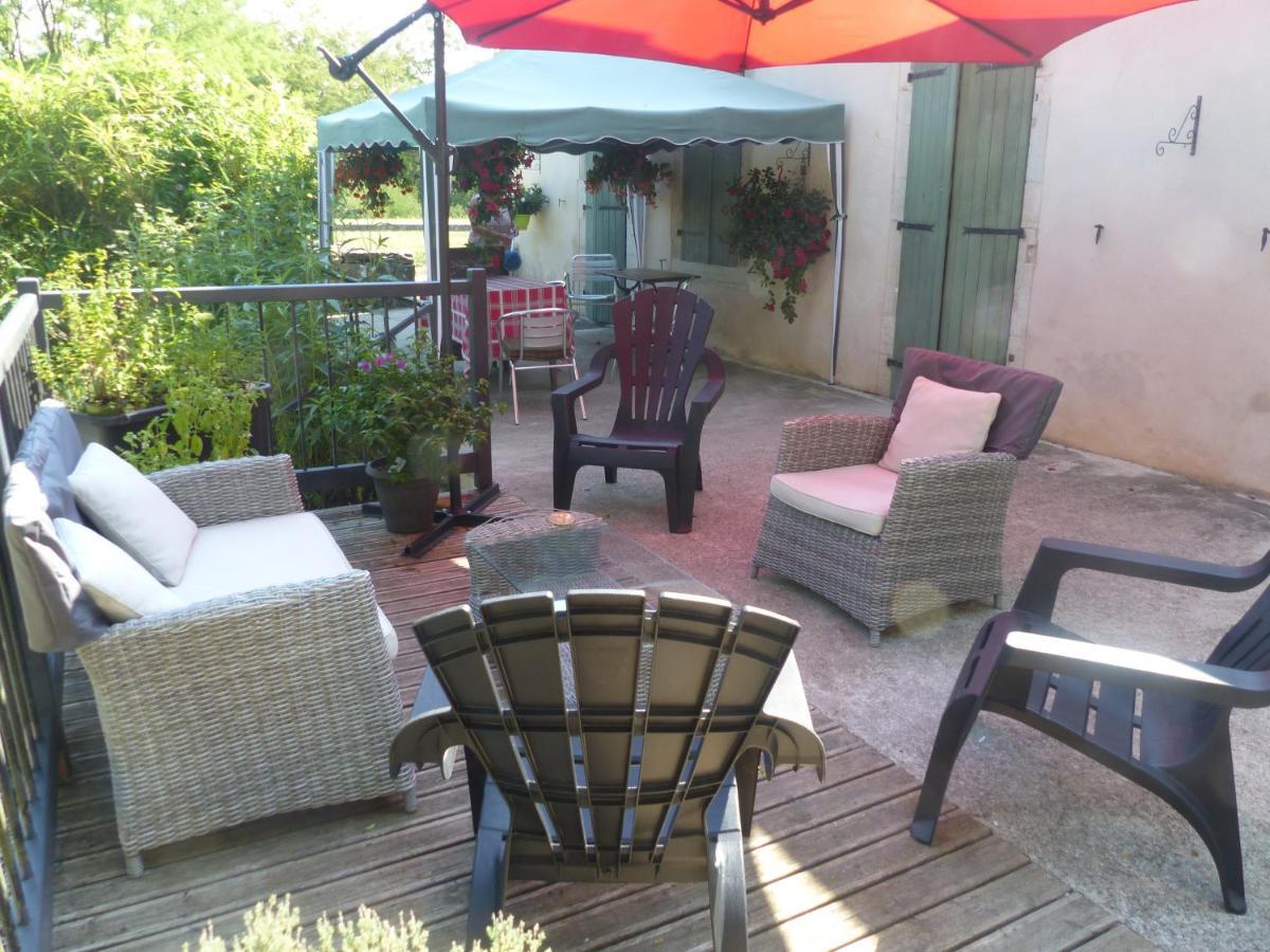 Bed and Breakfast CHEZ d'eau à Marigny-le-Cahouet Extérieur photo